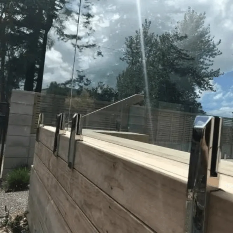 ringhiera laterale in vetro